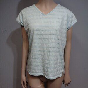 Women's Columbia light blue short sleeve crew neck shirt size Medium